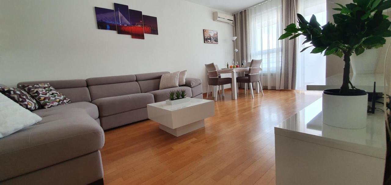Royal Apartment Belvill Beograd Eksteriør bilde